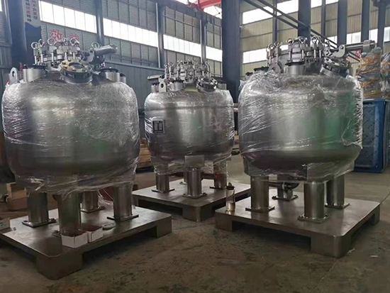 Reaktor berlapis kaca bukan standard berbentuk elips dengan pelapisan keluli tahan karat